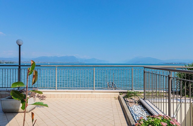 Du Lac Desenzano Del Garda 