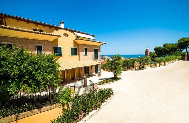 Residenza Marano - Holiday Apartment Granchio