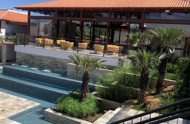 Resort in the historic center of Pirenópolis/GO. 1 bedroom/living room apartment for 4 people.