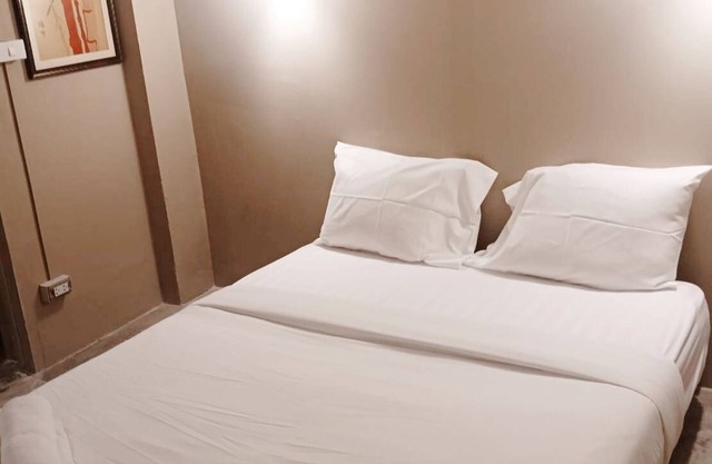 Rest INN Yaowarat
