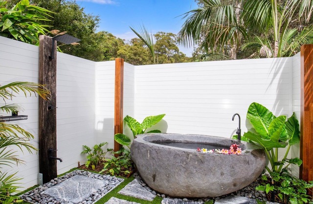 Rest - Pet Friendly with Outdoor Bath - 3 Mins Walk to Beach