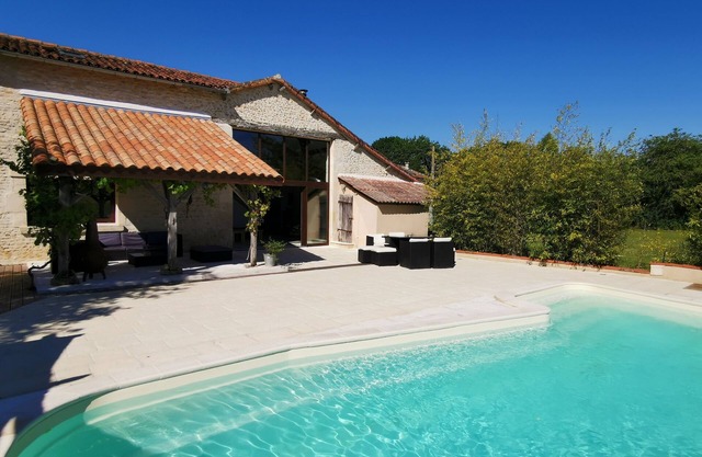 Restored barn from late 18th century with pool