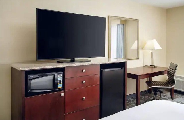 Retreat in Rocky Mount! Onsite Parking, Pool! Close to Stonewall Mansion
