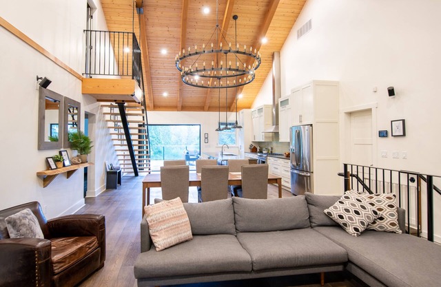 Retreat on Sunshine Coast, BC