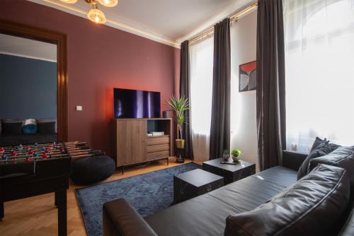 Retro Apartment Xbox, Cinema & Foosball in Prague