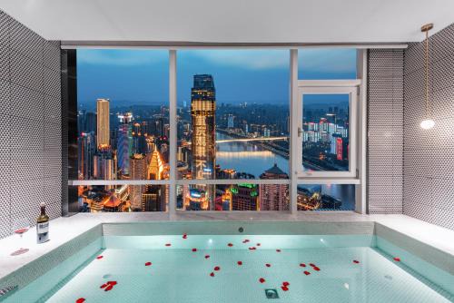 ReVia Skyline River View Hotel Chongging