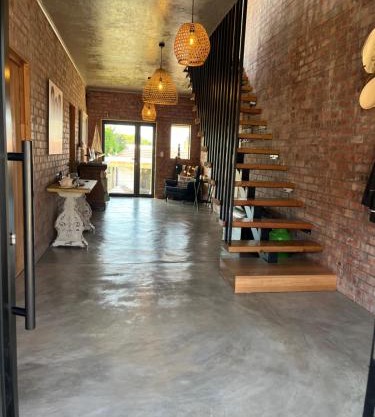 Revival House Shalom