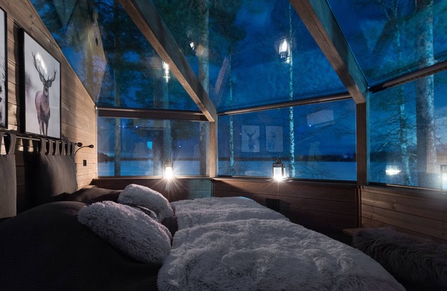 Revontuli Resort Glass Igloos