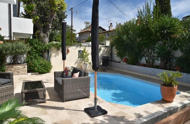 Rez de chaussée de Villa Marseille 9ème