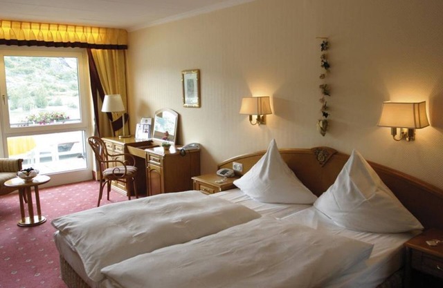 Rhine side double room - Bellevue Rheinhotel, Boppard