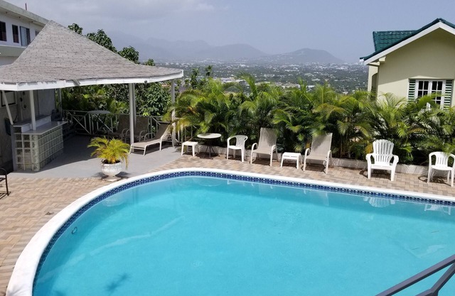 Ridgeview Suite 4