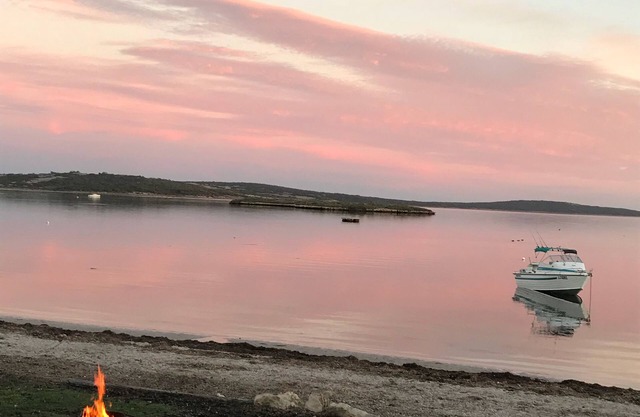 Rising Tide Beach House - Mount Dutton Bay