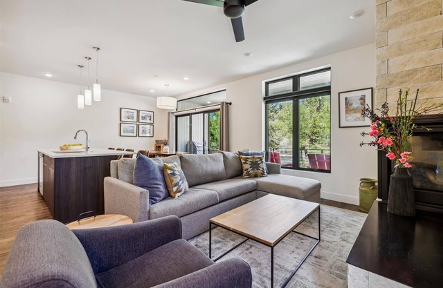 River West 814-Spacious Silverthorne Condo-River Views!