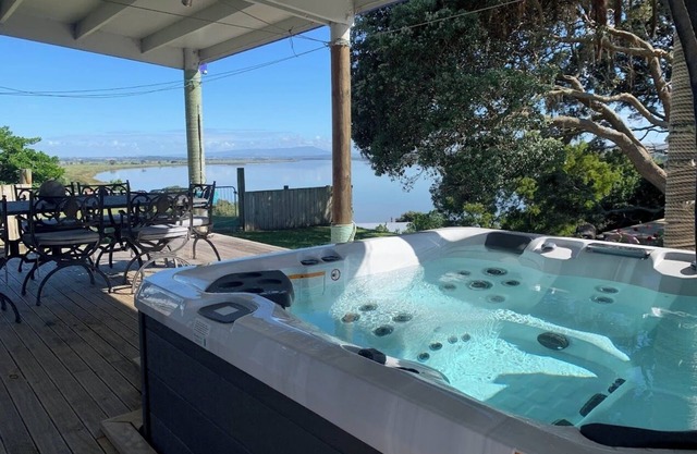 Riverfront Family Home, with spa and stage