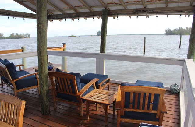 Riverfront Resort. Beautifully restored Historic 1910 House. 55+ Adult Park