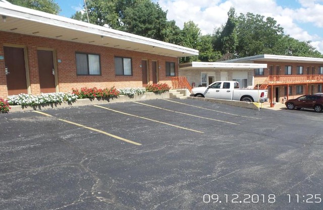 Rivers EDGE MOTEL