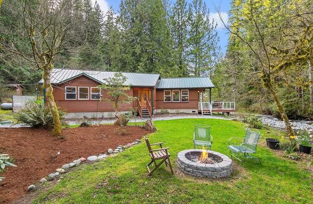 Rivers Edge Retreat Seattle - Near Snoqualmie Pass Ski Area