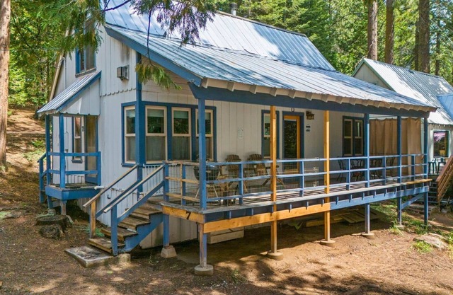 Rivers Resort Cabin #7