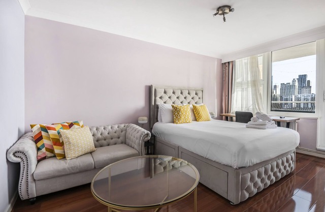 Riverside 3BR| 20min->City Centre | Easy transport