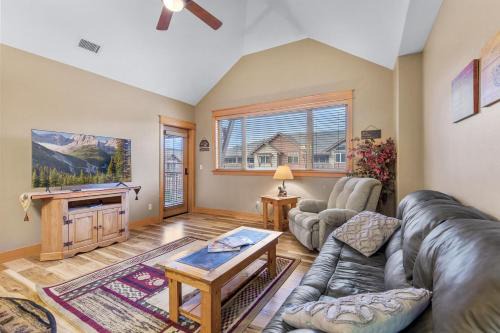 Riverstone Condo 308