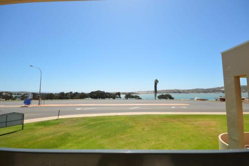 Riverview Holiday Apartment 25 - Kalbarri, WA