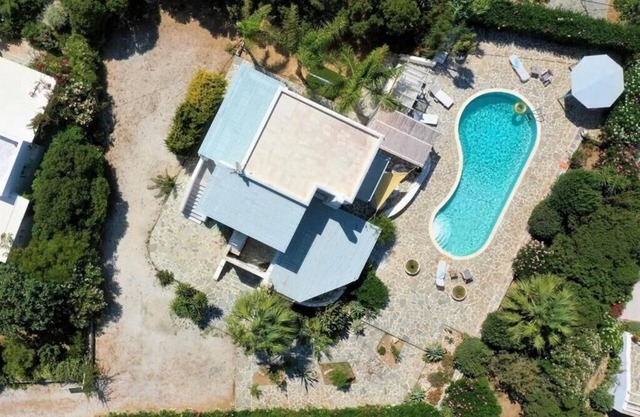 Riviera paradise-unique villa with private pool