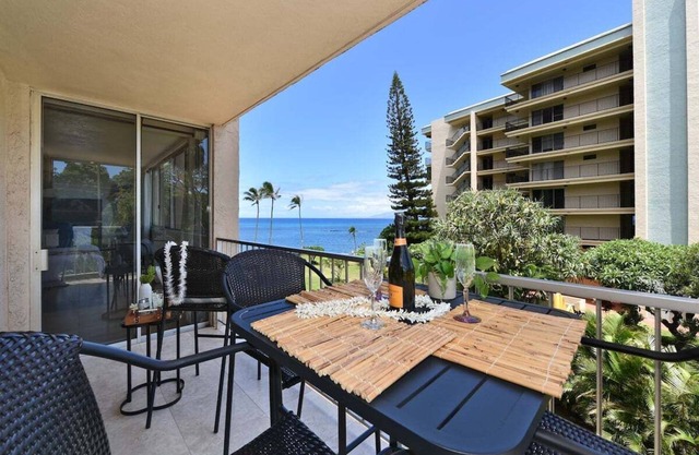 RK 301 Remodeled OceanFront 2BD w Ocean Views Pool