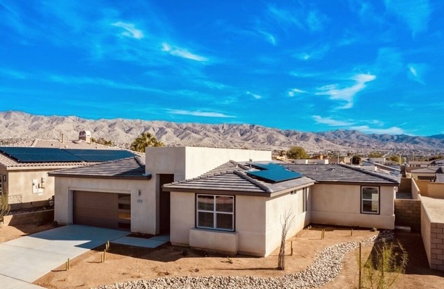 RN Traveler's Home Away From Home in Desert Hot Springs