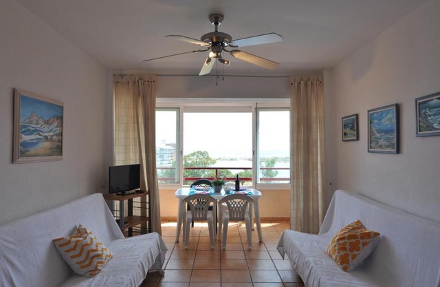 Rescator Resort Roses 