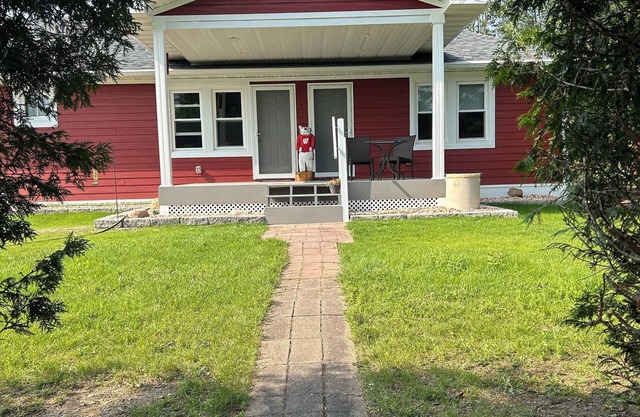 Road Taken Authors Retreat: 2-bedroom cottage in Ephraim with WiFi, AC