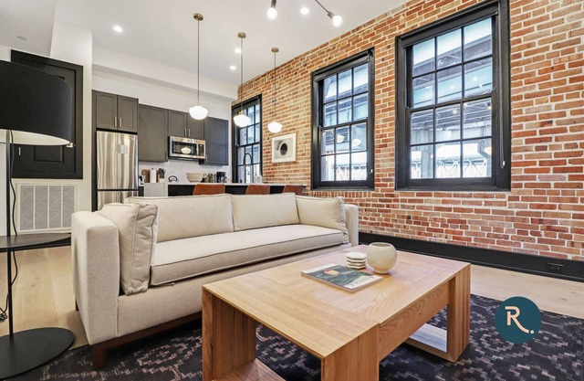 Roami at Brassline Convention Center 1BR #16