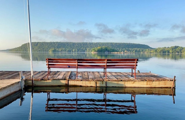 Robertson's Cottages; Door County Waterfront Resort/Parkview Home, Dog Friendly
