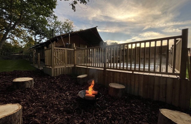 Robin Hood Safari Tent