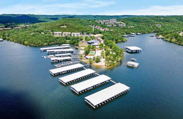 Rock Lane Resort & Marina