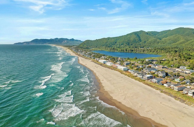 Rockaway Beach Resort