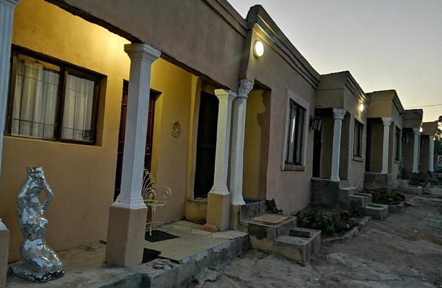 Rocks And Aloes Guest Lodge