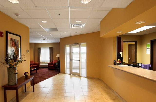 Rodeway Inn & Suites