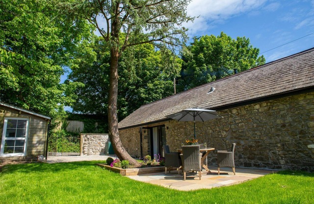 Rodney, Johnston - Two Bedroom Cottage, Sleeps 4