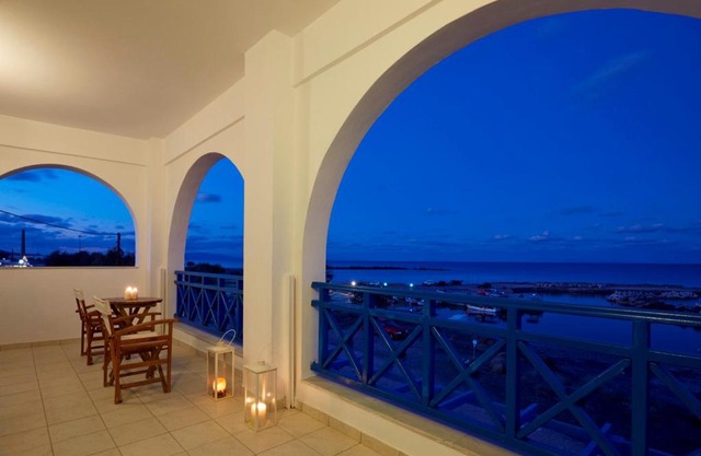 Rodothea and Adams on the Beach, Santorini