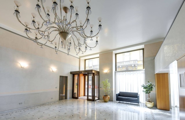Romagnosi III - Three Bedroom Apartment, Sleeps 10