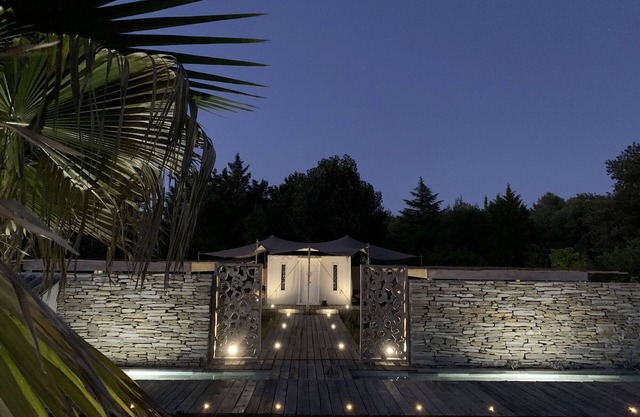 Romantic Eco-Lodge "Spirit Of Bali" - Verdon Gorges, France, Lodge Spirit Of Bali