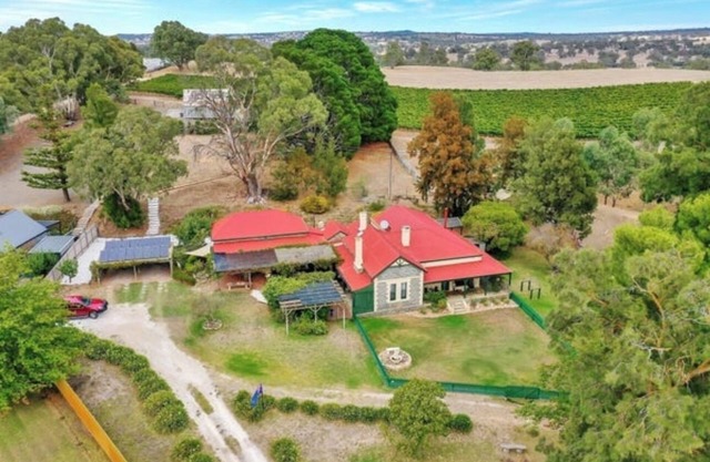 Romantic farm homestead Hideaway in the Barossa Valley, South Australia .