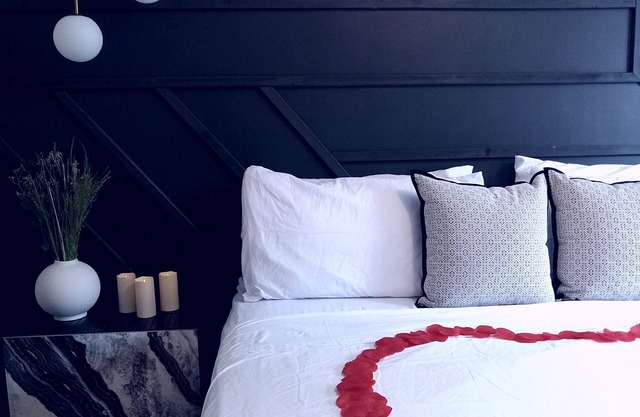 Romantic Getaway with Love Dungeon, Red Room & Swing