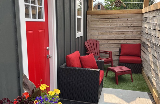 Romantic guest house in the heart of Niagara wineries
