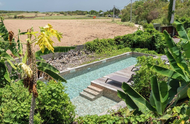 Romantic stay overlooking the sugarcane fields, in a stylish 45 m² apartment