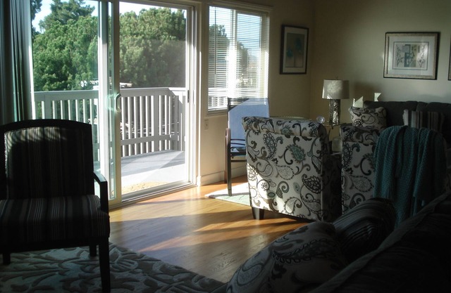 *Romantic View Home Centrally Located in Windsor Hills, La Mesa*