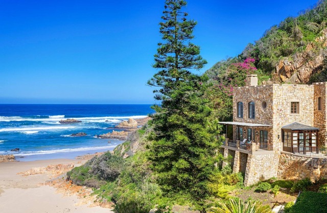 Romantiese House - One Bedroom Castle, Sleeps 2