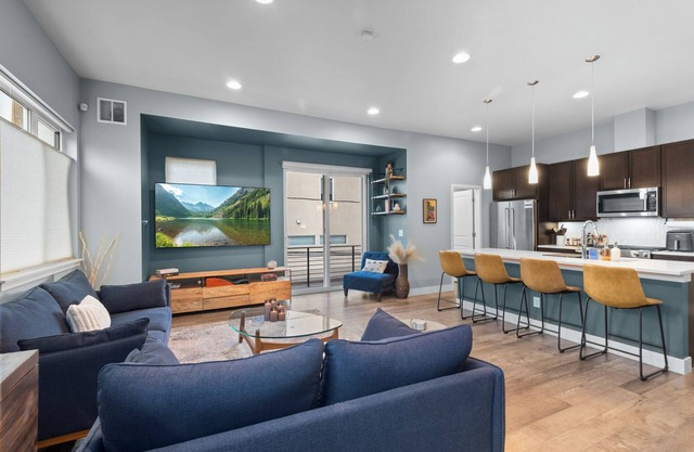 Rooftop Escape featuring City & Mountain Views a Short Walk to Empower Field!