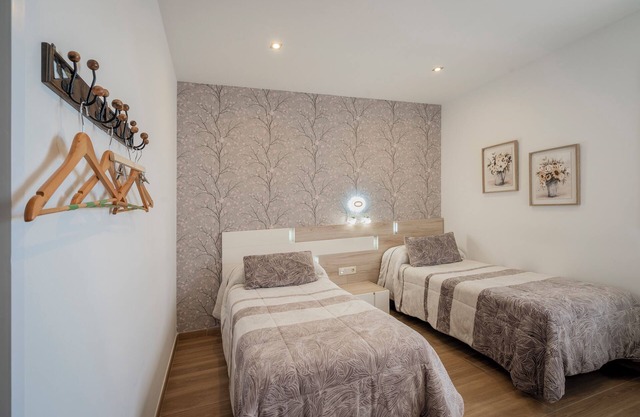 Room '102 Deluxe Acuarela Vistas Montaña' with Shared Garden, Wi-Fi and Air Conditioning