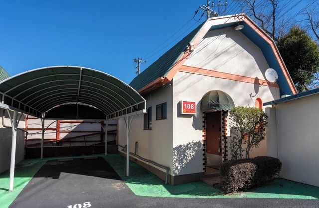 Room 108/Narita Chiba